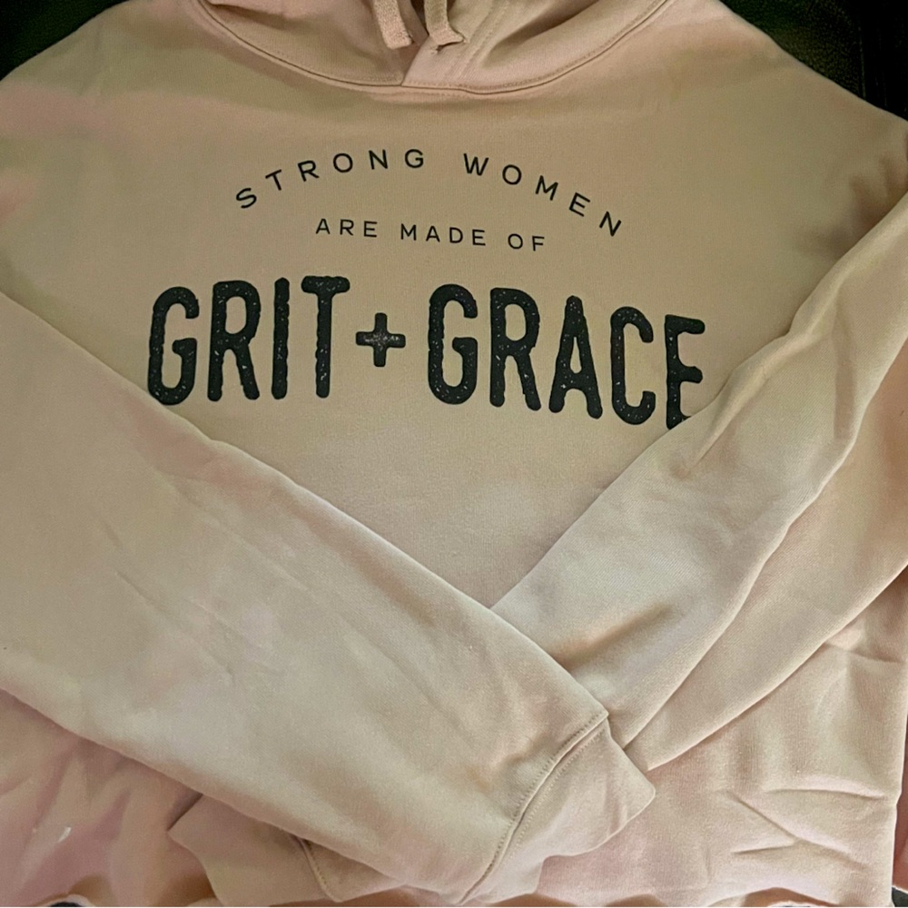 Xl-crop style sweatshirt-never worn, no tags